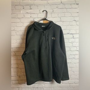 North face black pullover half zip